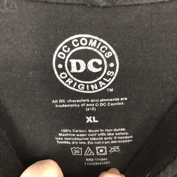 DC Comics “The Original Gangsters” T-Shirt, Joker, Cat Women, Riddler, Penguin - Picture 4 of 4